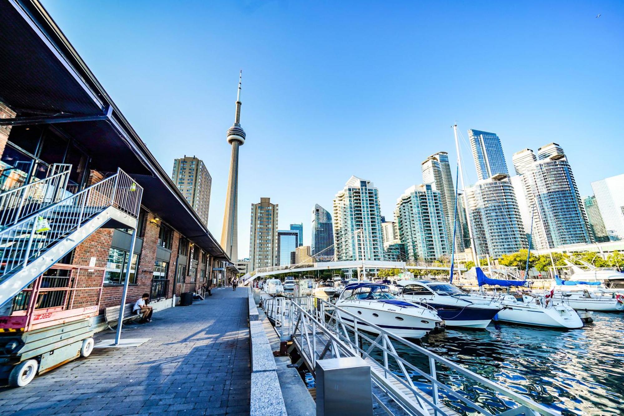 Chol Furnished Suites Heart Of Downtown Toronto, 2 Beds, Free Parking, Cn Tower View Eksteriør billede