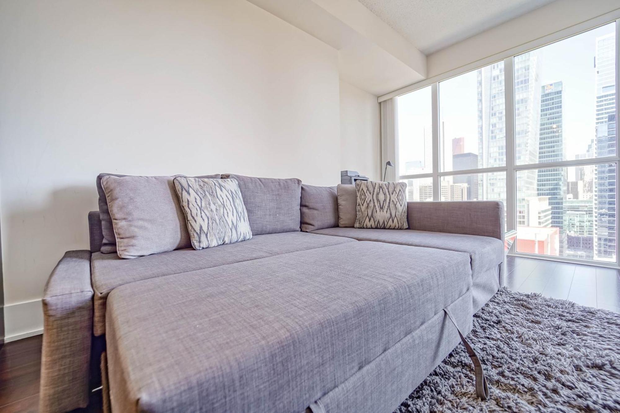 Chol Furnished Suites Heart Of Downtown Toronto, 2 Beds, Free Parking, Cn Tower View Eksteriør billede
